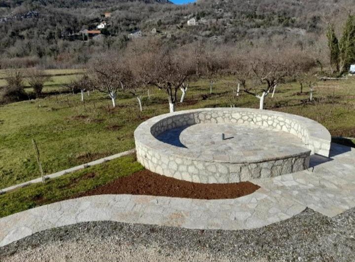 Hostal Aleksa Cetinje Exterior foto