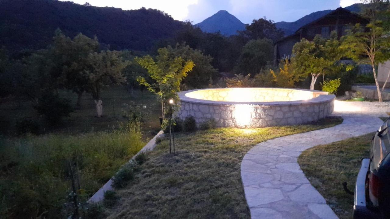 Hostal Aleksa Cetinje Exterior foto